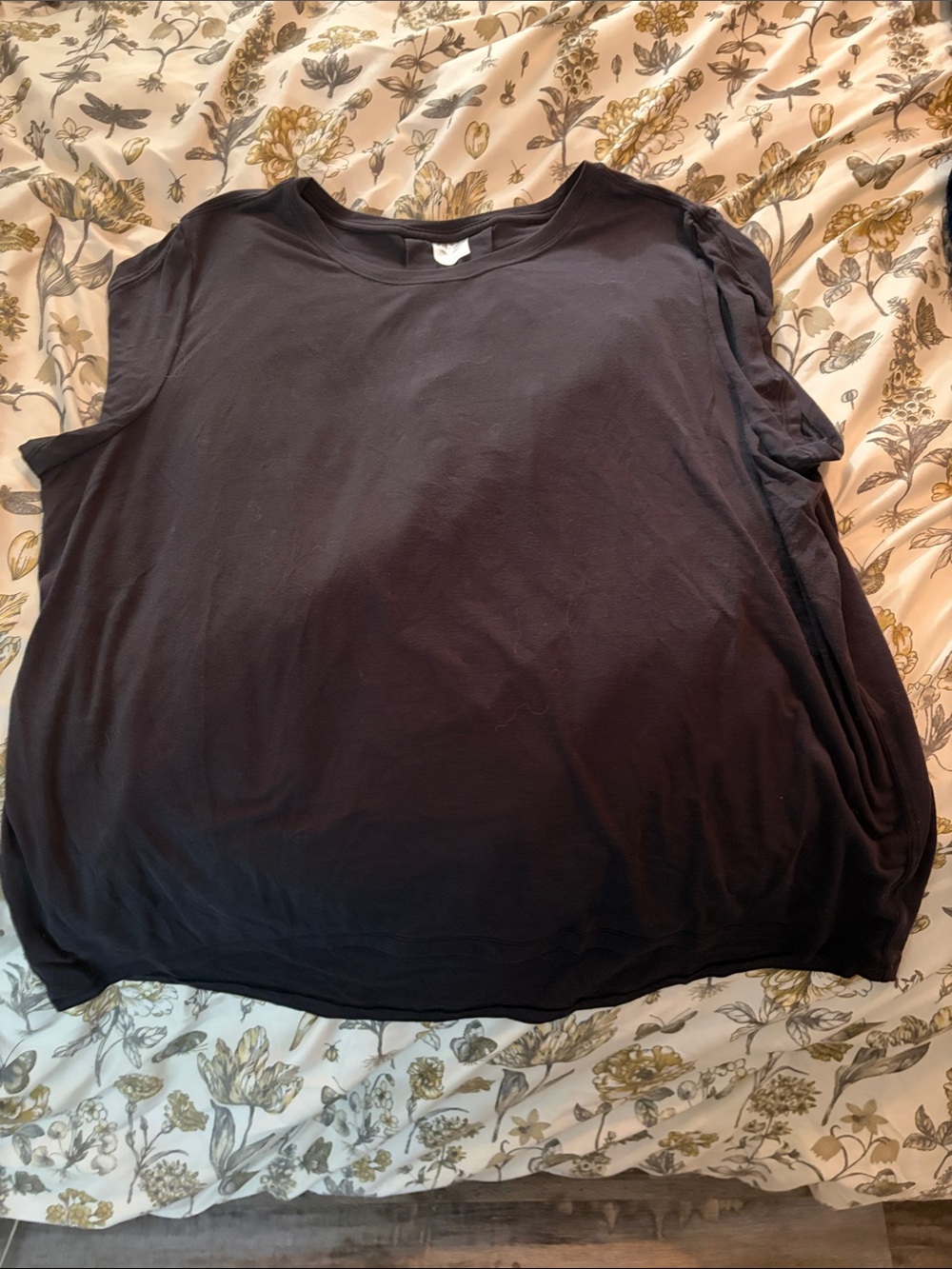 Athleta Women's Black Short-Sleeve‎ Crewneck Top